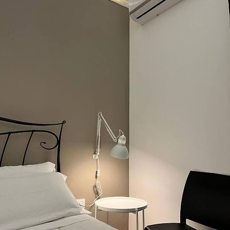 Bien-Etre Exclusive Apartment Taranto Luaran gambar